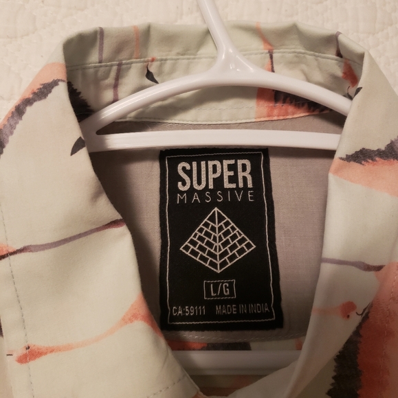 Mens Flamingo Beach/Vacation Casual - Picture 2 of 2